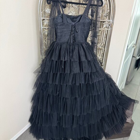 Amelia Couture Black Tiered Gown -Size 0–NWOT's - Picture 1 of 12